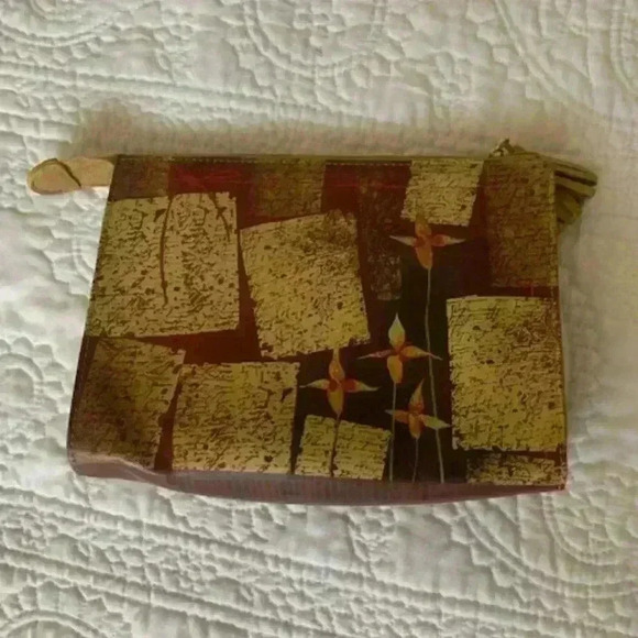 jeon los angeles russian red  makeup bag - Picture 2 of 5